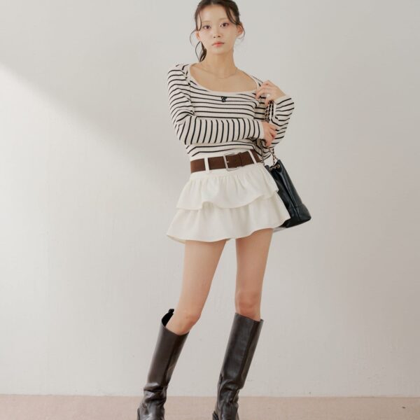 Chico 【附皮帶】低腰層次感迷你裙（內附安全褲）