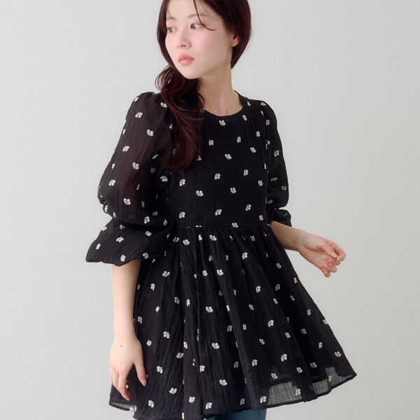 Kastane 精緻花卉刺繡透紗連身裙