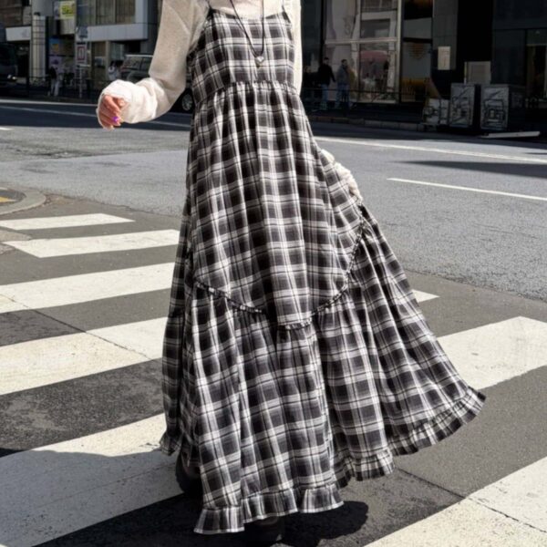 w closet 背後綁帶格仔荷葉邊吊帶裙