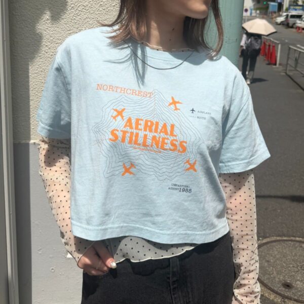 w closet 美式復古運動風撞色短版T-shirt